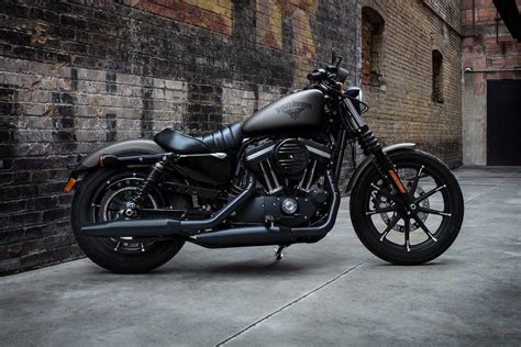 2018 Sportster Iron 883 | Bobber Motorcycle | Harley-Davidson Australia ...