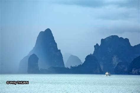 John Gray Sea Canoe - Kayaking in Phuket and Phang Nga Bay