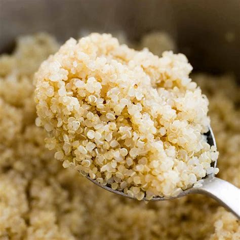 How to Cook Quinoa on the Stovetop - Jessica Gavin