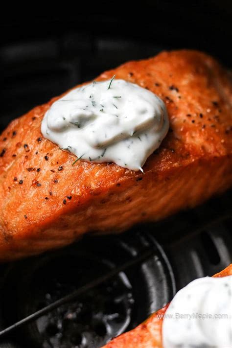 Perfect Air Fryer Salmon fillets (video!) - Berry&Maple