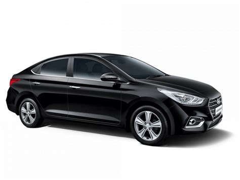 Hyundai Verna Price in India, Specs, Review, Pics, Mileage | CarTrade