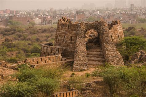 Tughlaqabad Fort Delhi: A landmark of the powerful Tughlaq Dynasty | Housing News