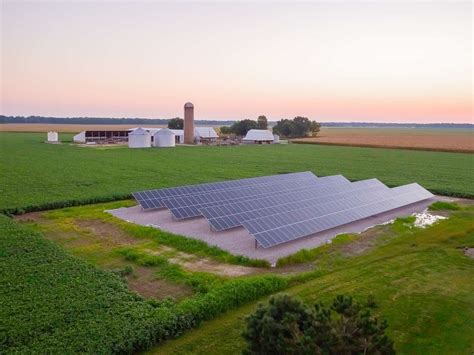 Solar Farming: 6 Key Ways Solar Can Help Your Farm | EFS Energy