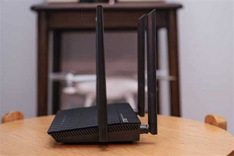 What is a Dual Band Router: Overview, Features, Pros & Cons