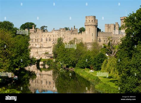 Warwick Castle & River Avon, Warwick, Warwickshire, UK Stock Photo - Alamy