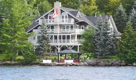 Just things and thoughts: Muskoka Boathouses and Cottages