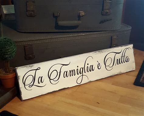 Italian Quote Sign Family is Everything La Famiglia e Tutto | Etsy