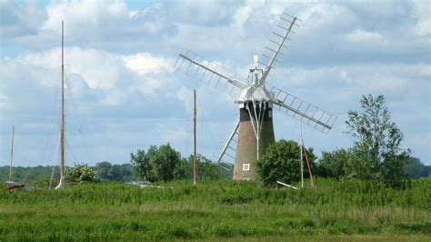 Norfolk Broads gets £440,000 funding boost from government | News ...