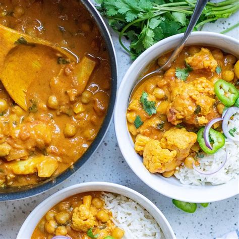 One-Pot Vegan Chickpea Curry | Delicious Everyday