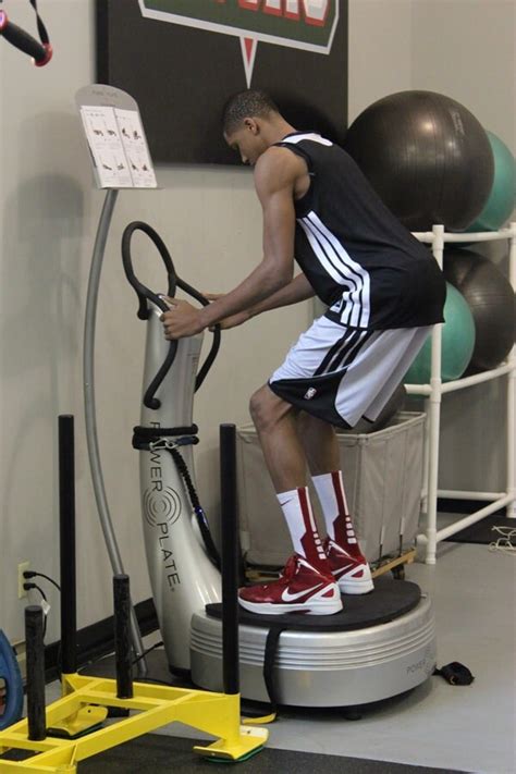 Giannis Antetokounmpo Workout - 8/1/13 Photo Gallery | NBA.com