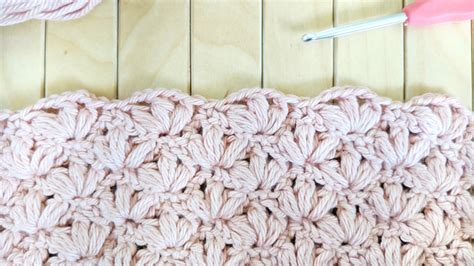 5 Easy One-Repeat Crochet Stitches to Make for Patterns - Jewels and Jones