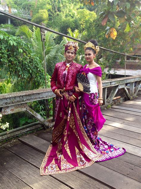 Traditional Balinese wedding dress Bali Wedding, Local Wedding, Wedding Ceremony, Pre Wedding ...