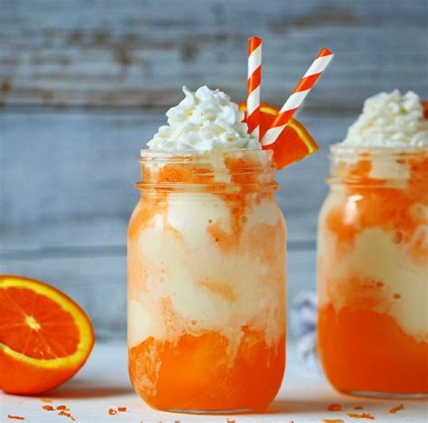 Boozy Orange Creamsicle Float | keto float, orange cream float