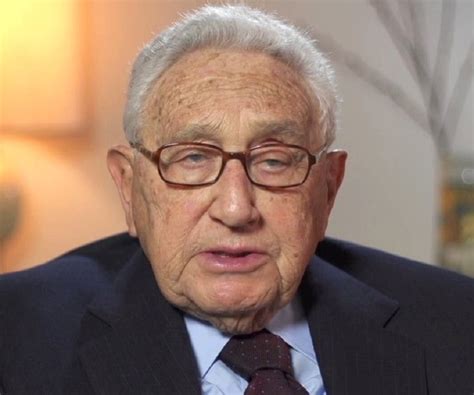 Henry Kissinger Biography - Facts, Childhood, Family Life & Achievements