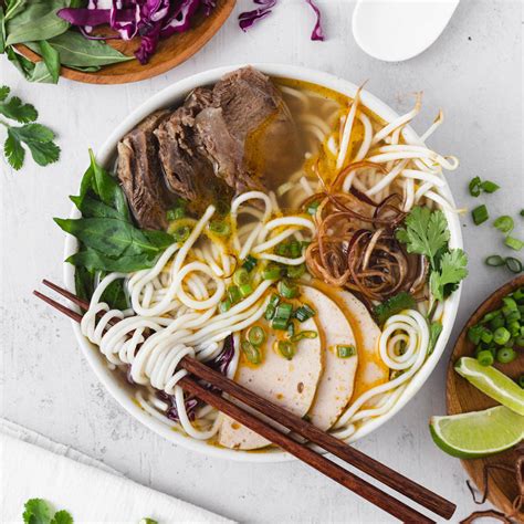 Bun Bo Hue (Spicy Vietnamese Beef Noodle Soup) – Takes Two Eggs