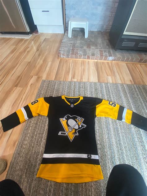 Adidas Kris Letang Jersey | SidelineSwap