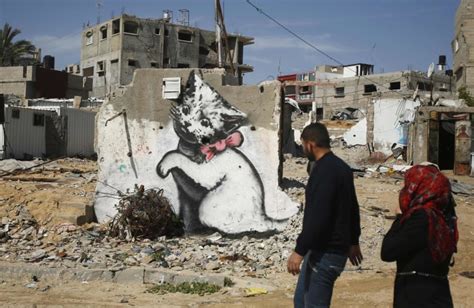 Internet Cats: Banksy Kitten Highlights Gaza's Plight