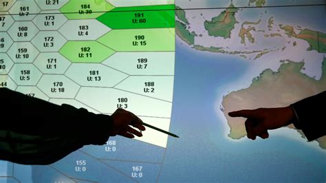 MH370 crash site may be north of current search area, experts reveal ...