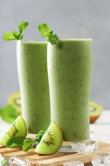 Kiwi Smoothie Recipe: A Simple and Healthy Drink for Hot Summer Day