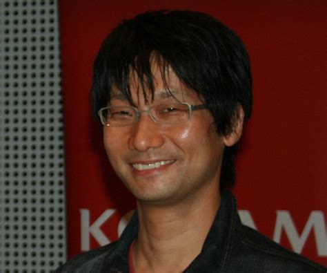 Hideo Kojima Biography - Childhood, Life Achievements & Timeline