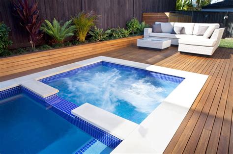 Plunge Pool & Spa - Rouse Hill - Crystal Pools | Residential pool, Luxury pools, Swimming pool ...