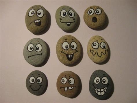 Cartoon face pebble set. | Painted rocks, Rock face, Rock painting designs