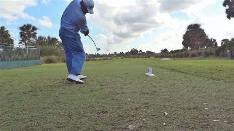 GOLF SWING 2013 - JIM THORPE DRIVER - GROUND VIEW DOWN THE LINE & SLOW ...