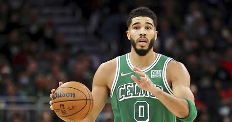 Kemba Walker Told Jayson Tatum, Jaylen Brown 'to Love Each Other' amid ...