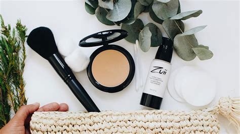 15 Best Natural & Organic Makeup Brands - FlawlessEnd