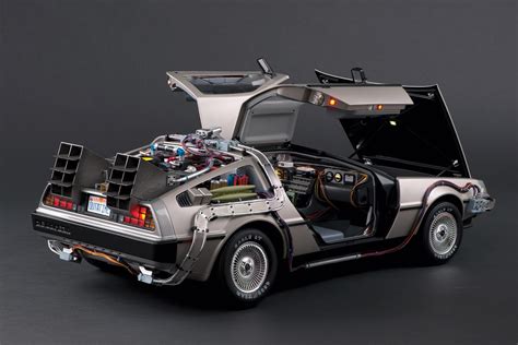 Back to the Future 1:8 Scale DMC DeLorean | Old News Club