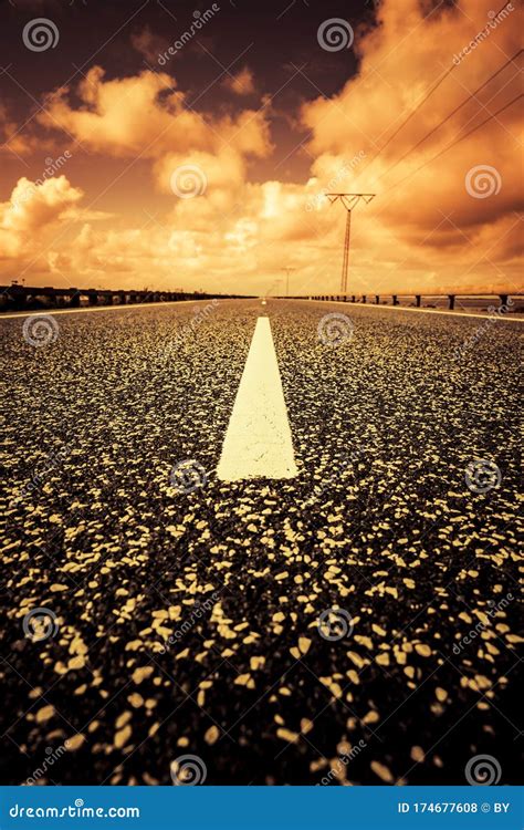 Median Strip on an Asphalt Road Stock Photo - Image of nature, desert: 174677608