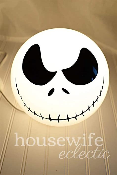 Easy Jack Skellington Light - Housewife Eclectic