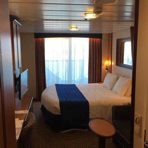 Deluxe Oceanview Stateroom with Balcony, Cabin Category E3, Serenade of ...