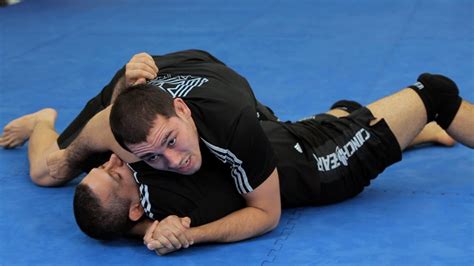 Arm Triangle Choke from Top Half Guard | MMA Submissions - YouTube