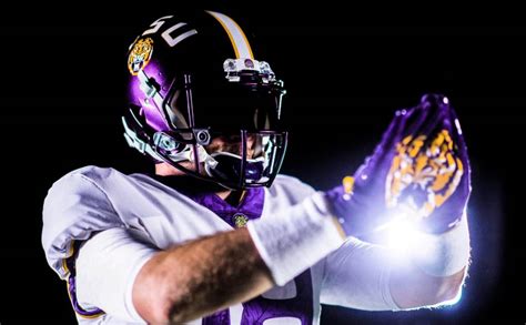 LSU to wear purple helmets vs. Mississippi State - Footballscoop