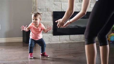 How Long After Baby Takes First Steps Do They Walk - Baby Viewer