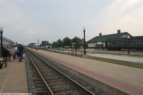 Galesburg, IL (Amtrak's Southwest Chief Trains #3 and #4, California Zephyr #5 & #6, Illinois ...