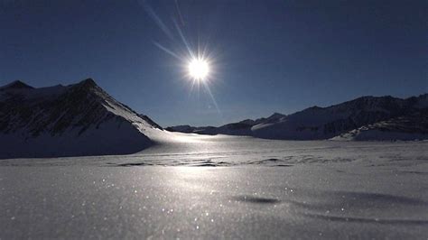 Watch Antarctica's solar eclipse sped-up! - CBBC Newsround