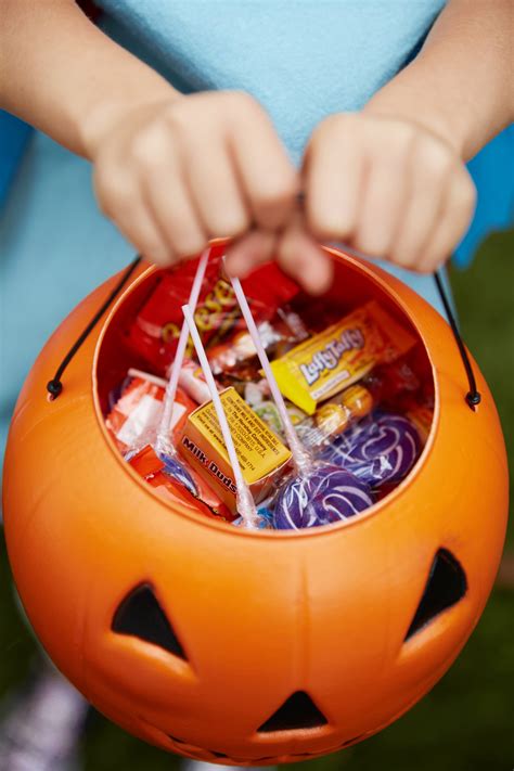 Calories in Halloween Candy: Fun Size Treats | POPSUGAR Fitness