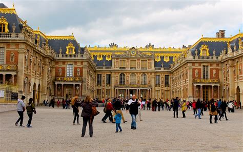 Guided Palace of Versailles Tour with Skip the Line Access [2022] | Headout