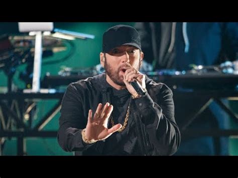 Eminem - Lose Yourself - Oscars 2020 - YouTube