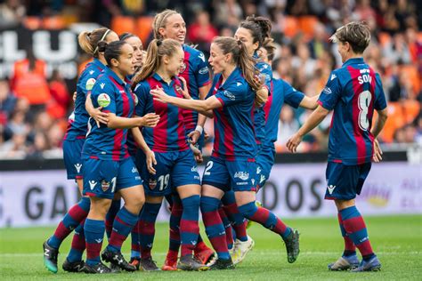 Futebol feminino: saiba quais são os maiores clubes do mundo | Metrópoles