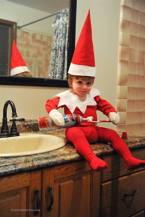 Real-Life Elf on the Shelf Ideas | POPSUGAR Family Photo 5