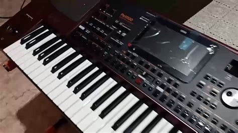 KORG Pa1000 Keyboard - YouTube