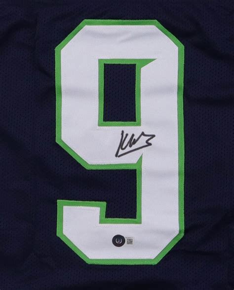 Kenneth Walker III Signed Jersey (Beckett) | Pristine Auction