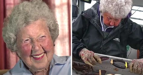 At 103, ‘Lobster Lady’ Renewed Her License For The 95th Season Just In ...