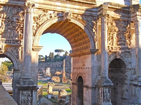 Arch of Septimius Severus - Colosseum Rome Tickets