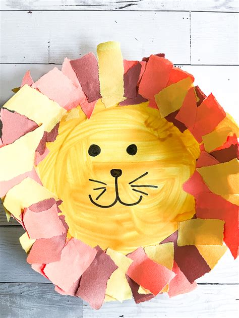 WooJr Paper Plate Lion Craft-11 | Woo! Jr. Kids Activities : Children's Publishing