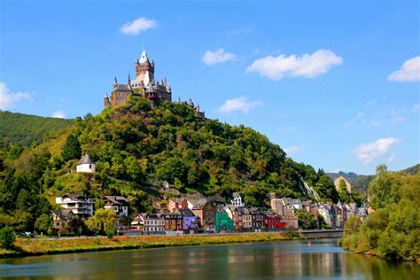 Why You Should Visit the Mosel Valley in Germany this summer