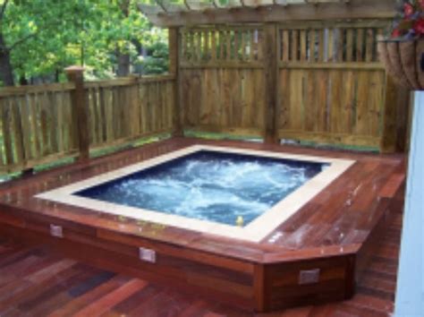 Matt B from GA did his DIY hot tub with an elevated redwood seating ...